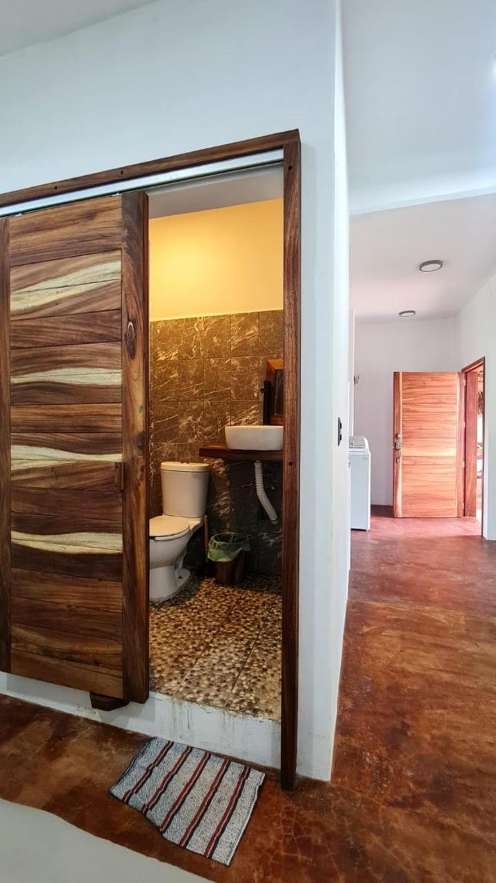 Apartamento con balcón
