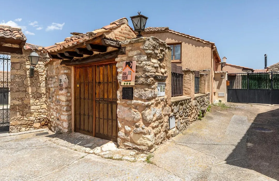 Casa Rural El Viejo Almacén, a 20 minutos de Segovia-1