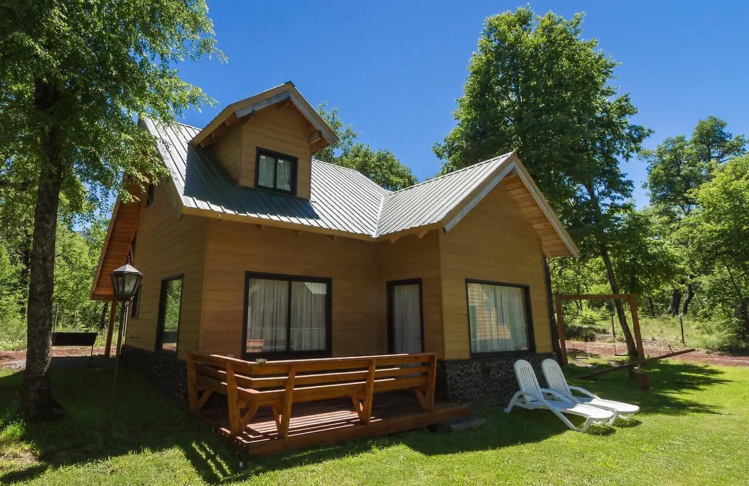 Cabanas y Lodge Los Hualles-1