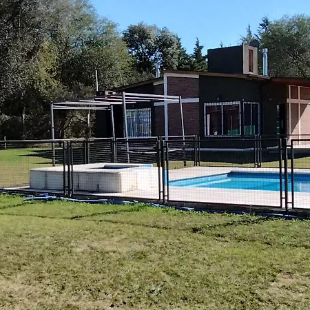 Complejo De Cabanas Ernestina Santa Monica-3