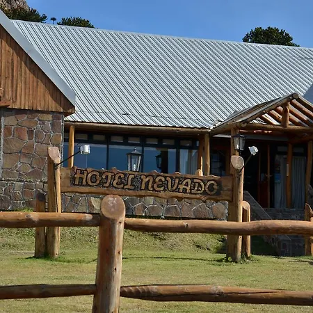 Hotel y Cabañas del Nevado-2