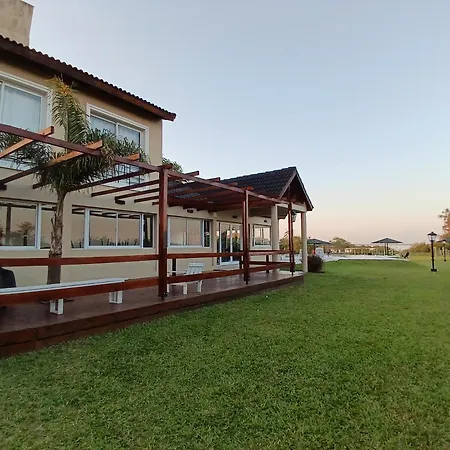 Brisas del Lago Apart y Hotel-2