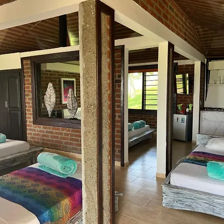 Cabaña PALO DE AGUA Capacidad 6 Personas en Resort Eje Cafetero-3