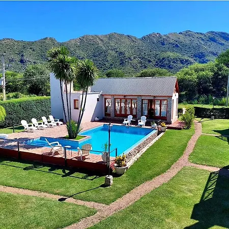 Cabañas Ayres del Lago 1-2