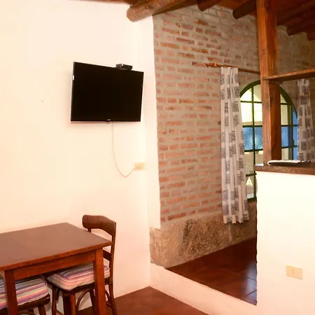 LA TOMA Complejo de Montaña - Cabañas y Habitaciones en Hosteria-2
