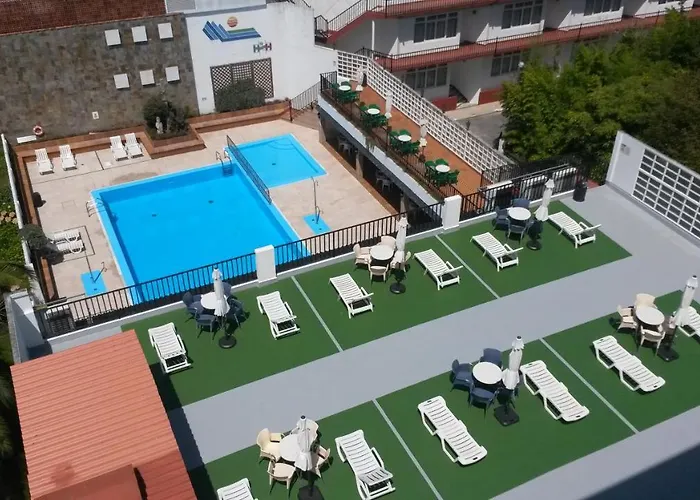 Hotel Sarga Cabañas