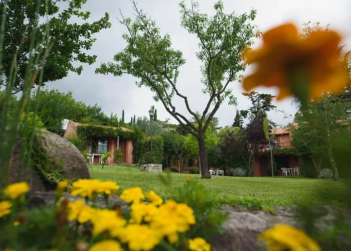 Los Almendros La Cumbre