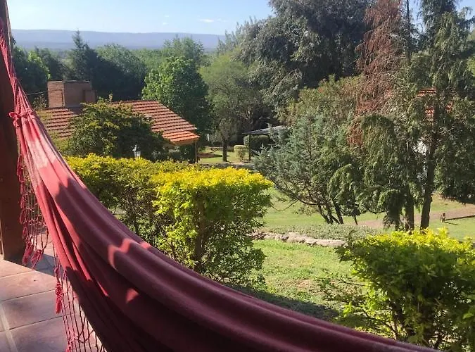 Posada del Halcón - Cabañas y Suites Villa General Belgrano
