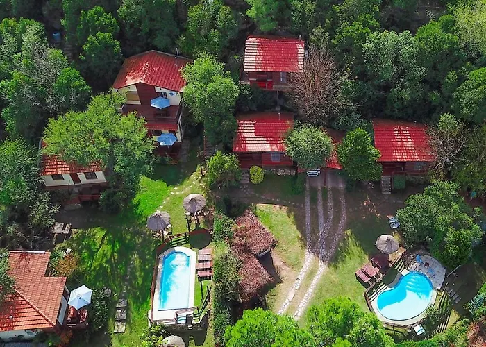 Cabañas de Tronco Silvestre Potrero de los Funes