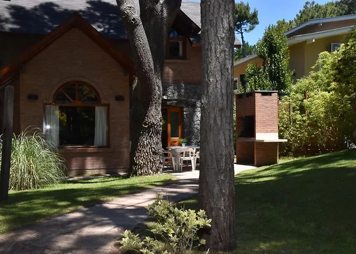 Cabanas Luces el Bosque Mar de Las Pampas