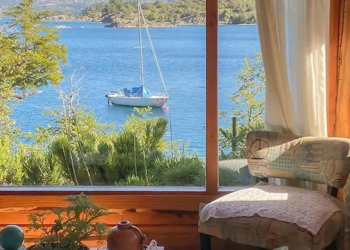Cabañas Bahiamia Villa Pehuenia