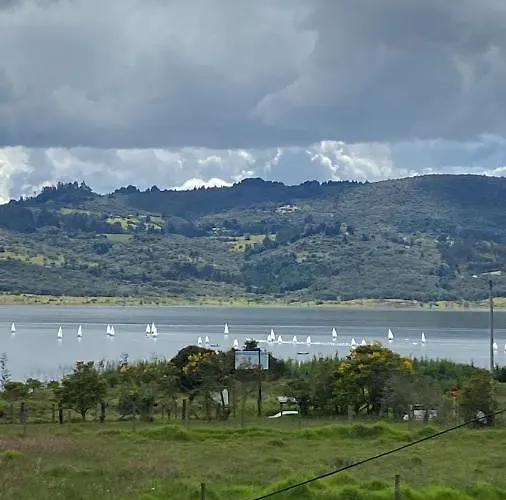Cabaña Media Luna Guatavita
