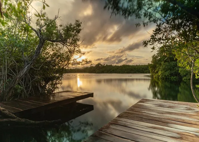 Yaxchen Tulum Cabañas&Cenote