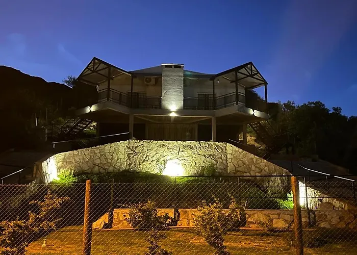 Balcones del Lago Potrero de los Funes