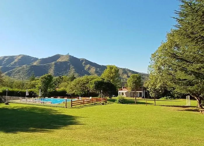 Cabanas Las Pircas Villa General Belgrano