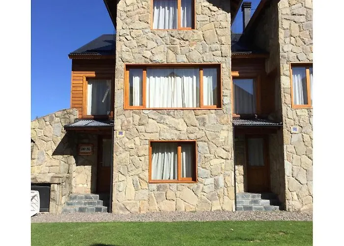 Samay Huasi - 3 dorm en suite - inmejorable ubicación - cochera cub San Martín de los Andes