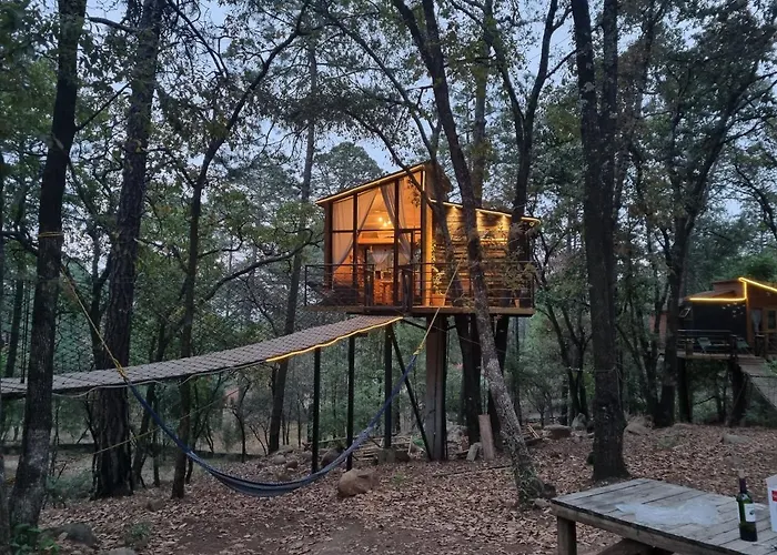 Villa Patagonia, Pinochueco Huasca de Ocampo