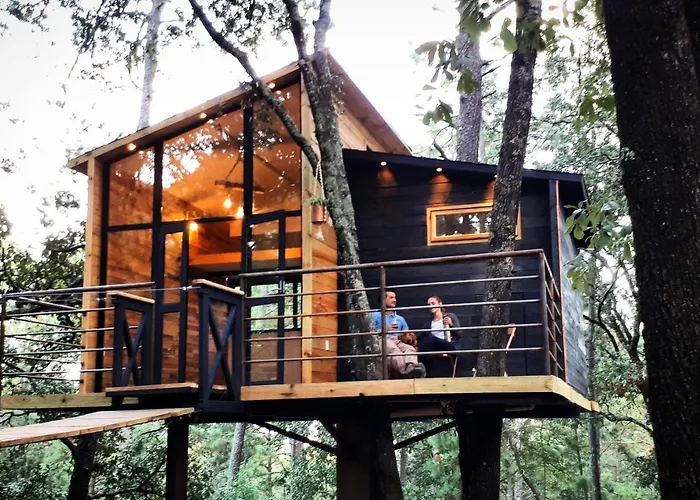 Villa Patagonia, Pinochueco Huasca de Ocampo