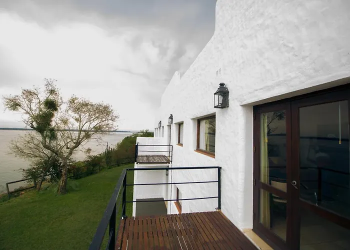 Lofts Y Cabanas Del Puerto Aparthotel Ituzaingo 