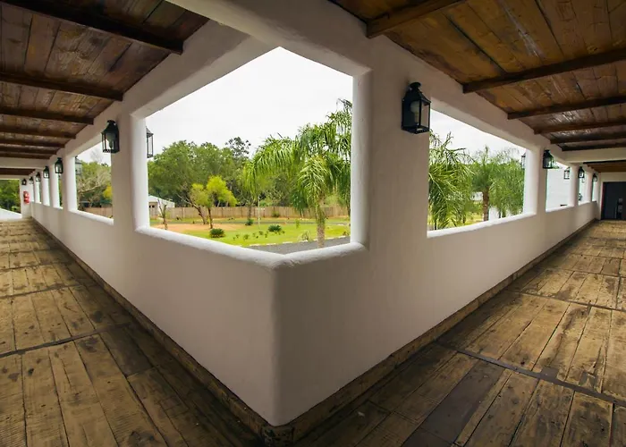 Lofts Y Cabanas Del Puerto Aparthotel Ituzaingo 