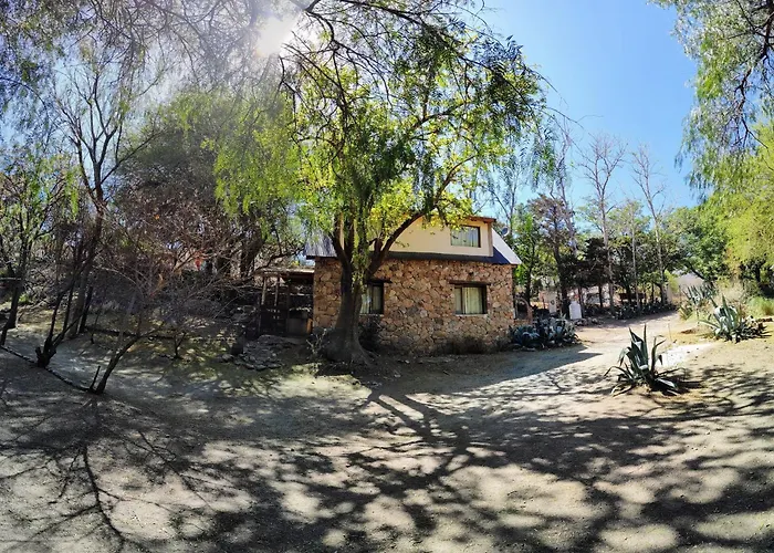 Cabañas Budapest Capilla del Monte