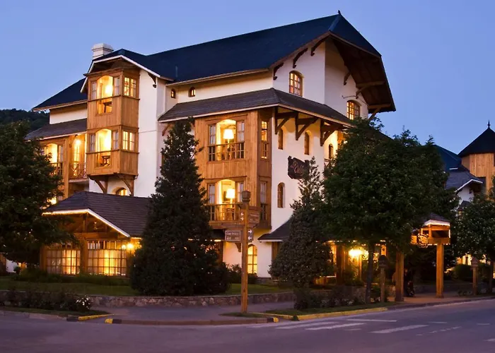 Hotel y Cabañas Le Village San Martín de los Andes