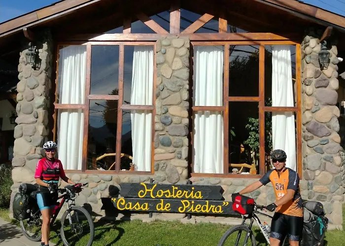 Hosteria y Cabañas Casa de Piedra Trevelín