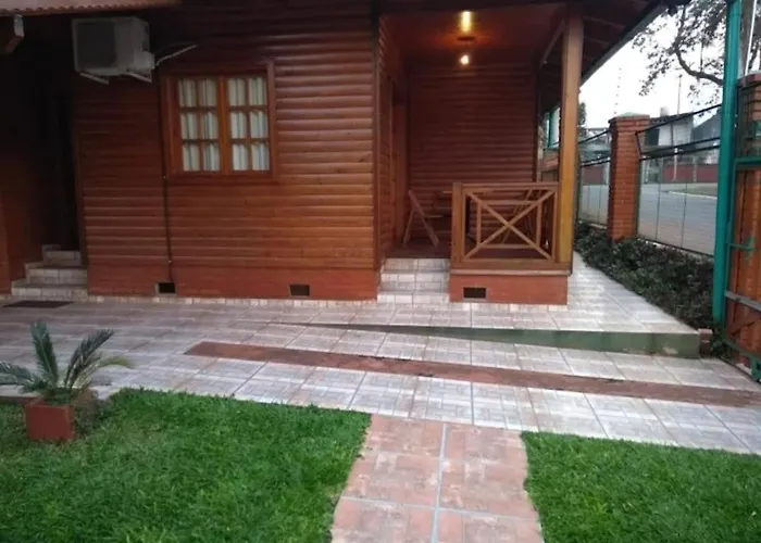 Cabanas Paseo Del Yacaratia Puerto Iguazú