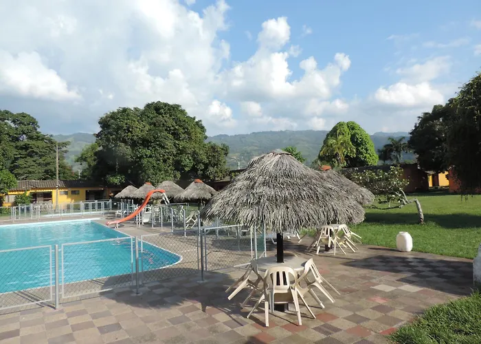 Tacuara Hotel Guaduas