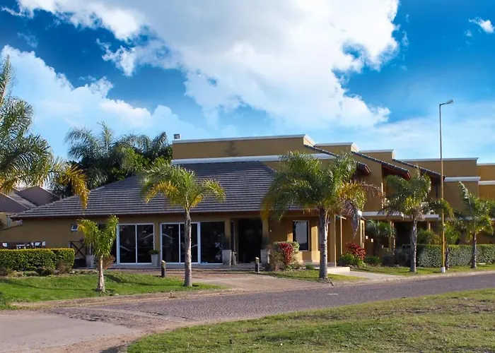 Brisas del Lago Apart y Hotel Federación