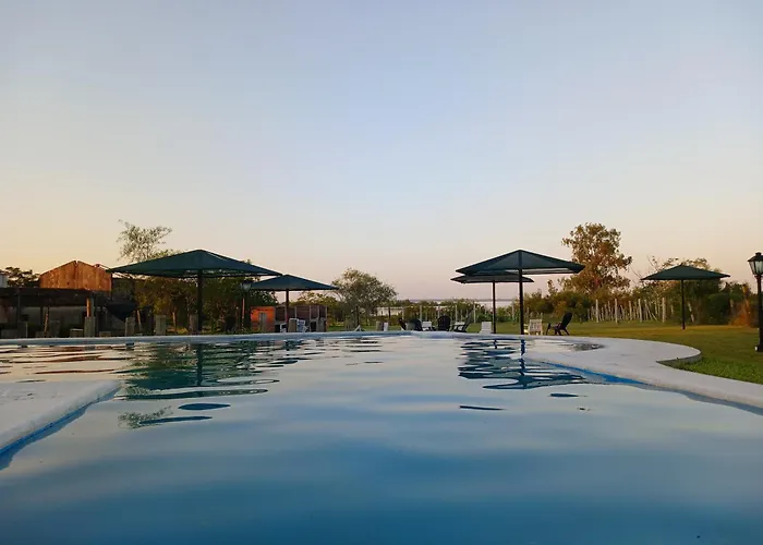 Brisas del Lago Apart y Hotel Federación