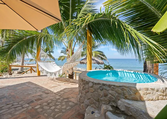 Panchos Paradise Cabaña Parota Puerto Vallarta