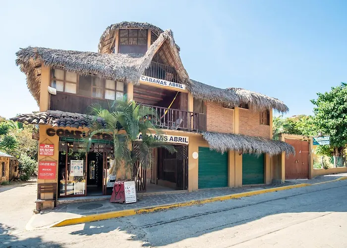 OYO Cabañas Abril Mazunte