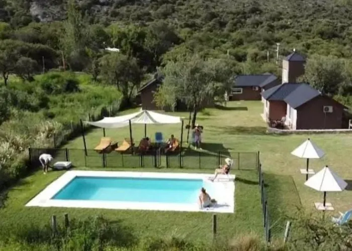 Cabanas La Delfina Con Vistas A La Montanas Potrero de los Funes