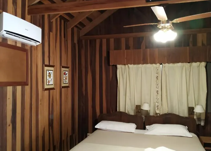 Hotel Cabañas Del Parque Oberá
