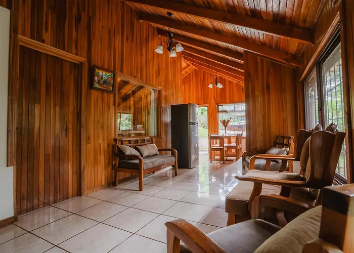 Cabañas La Pradera Monteverde