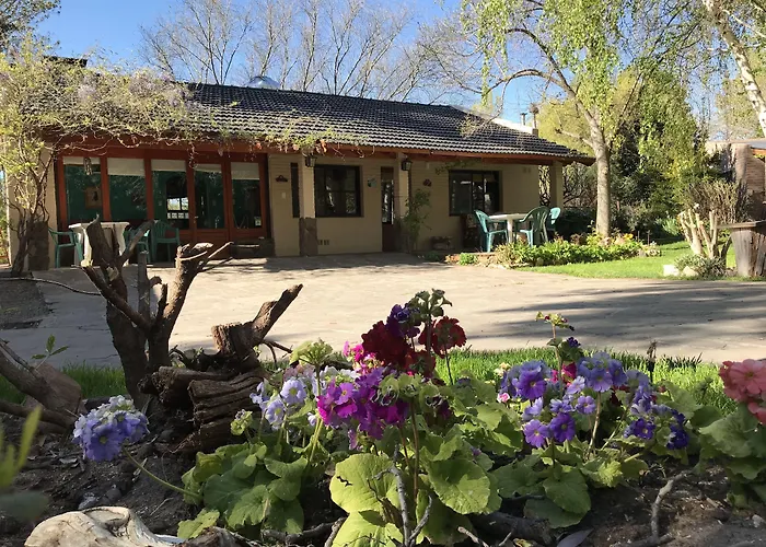 El Colibrí Cabañas de la Naturaleza Trelew