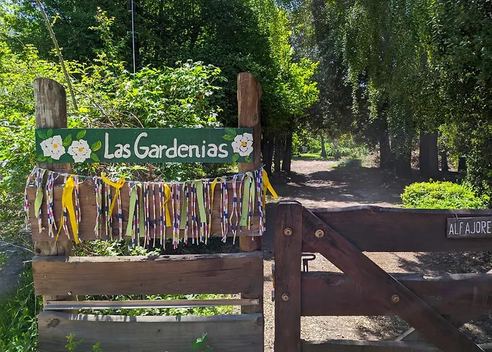 Hospedaje Las Gardenias Lago Puelo