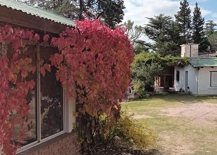 Hosteria y Cabañas Los Mimbres San Esteban