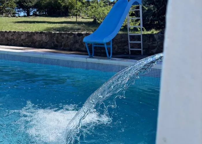 Cabaña julian Villa Berna