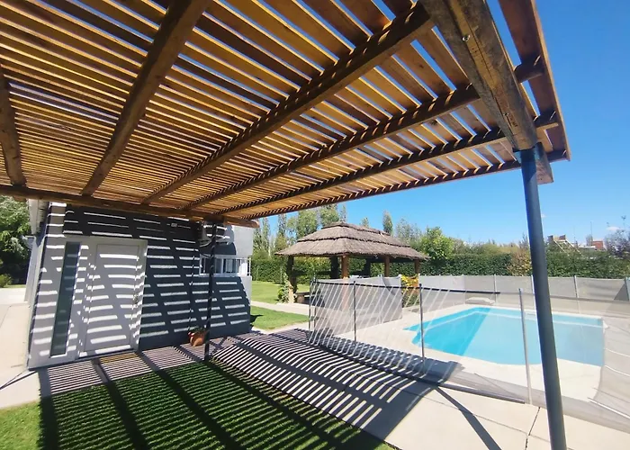 Cabañas Roble Malbec San Rafael 