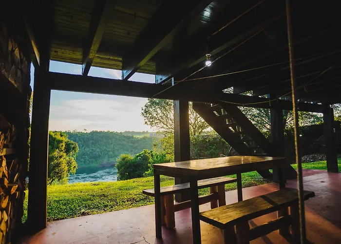Cabaña del rio Paraná Puerto Iguazú