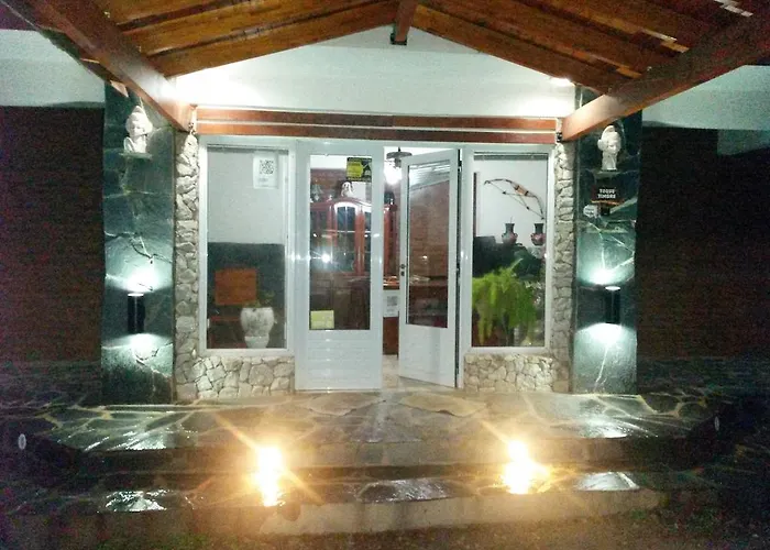Hotel Foxes Villa Del Dique