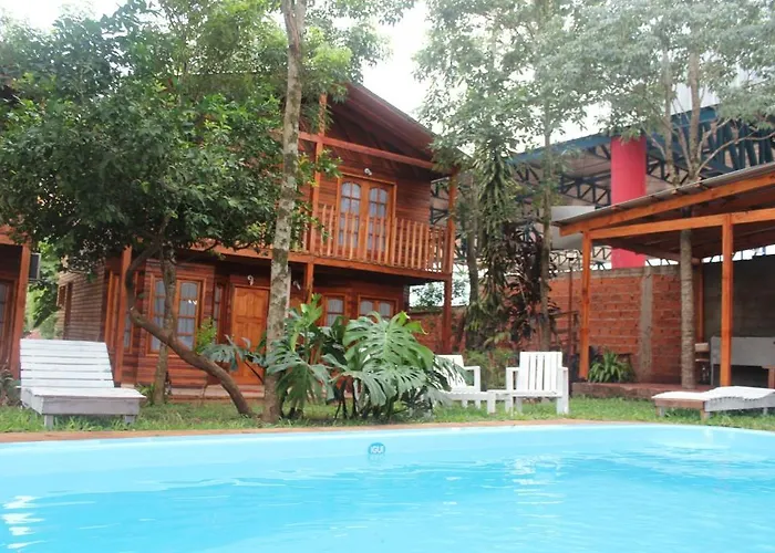 Cabanas El Pindo Villa Puerto Iguazú