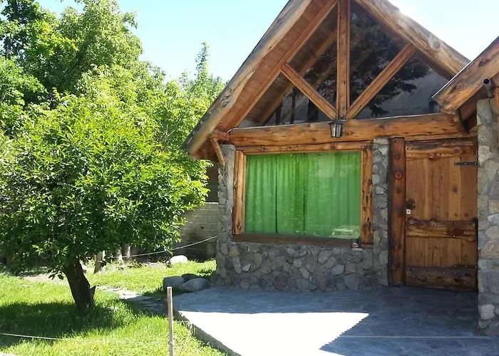Cabanas Pehuenia Albergue El Bolsón