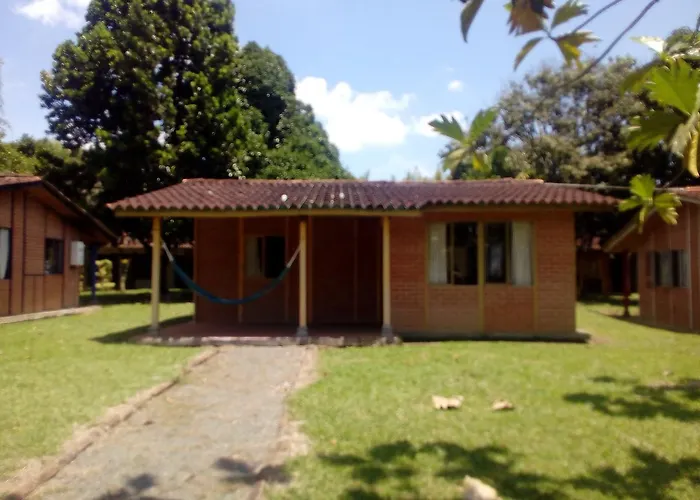 Hotel Campestre Cabanas Megahotel Pereira
