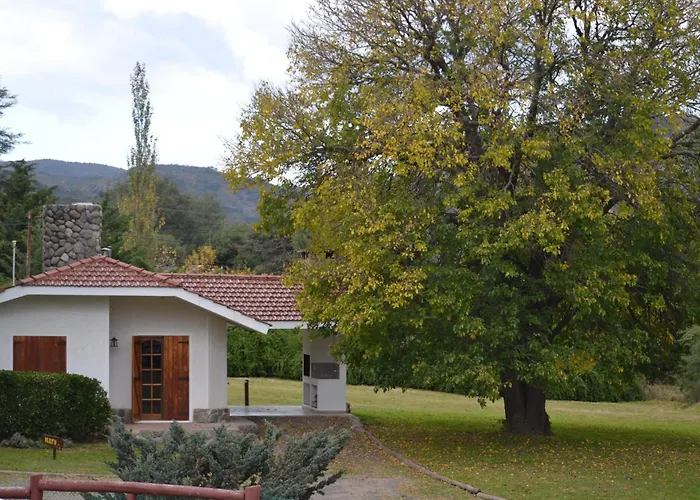 Cabañas Los Algarrobos Villa General Belgrano