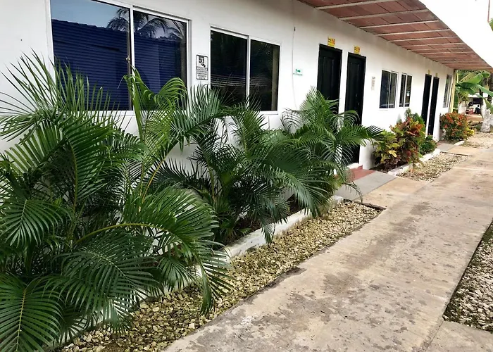 Cabanas Williams Covenas Hotel