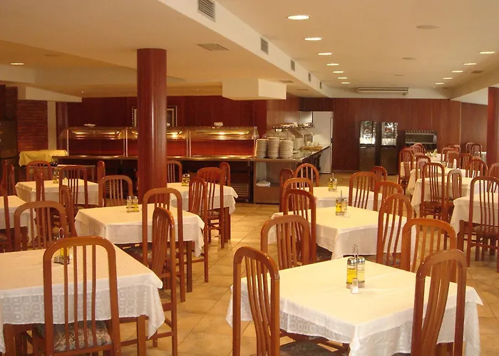 Hotel Sarga Cabañas